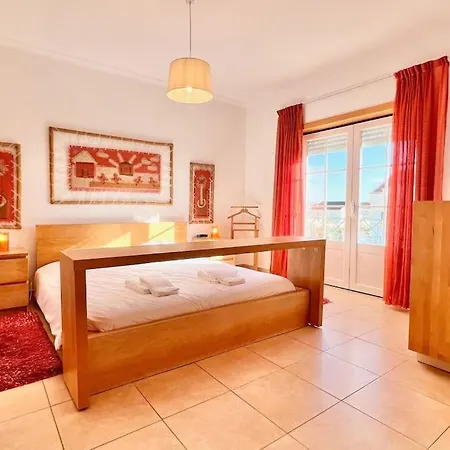 New! - The Surfer Pilot - Baleal 8pax Villa *