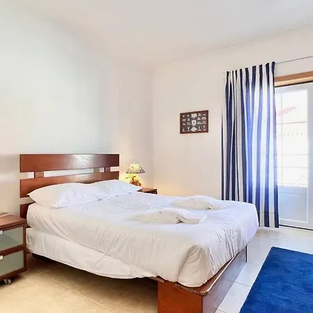 Vila New! - The Surfer Pilot - Baleal 8pax