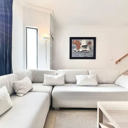 Vila New! - The Surfer Pilot - Baleal 8pax